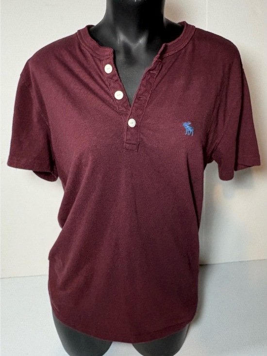 Abercrombie & Fitch Tops - Abercrombie & Fitch Maroon Short-Sleeve Henley with Blue Logo